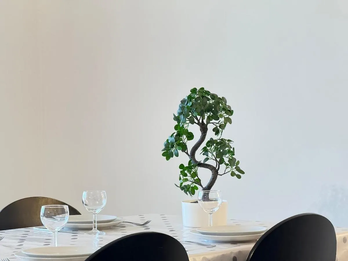Moderne & Terrasse - Plein Centre - A Proximite Des Plages Carqueiranne Apartment